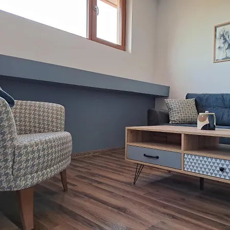 Apartment Апартамент Аурора В К- С Вели Хилс *